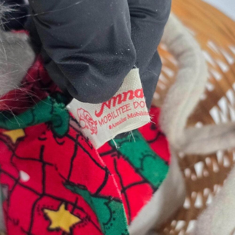 Vintage 1999 Annalee Mobilitee Christmas Mouse In Basket Holly Hat Holiday Decor - Picture 7 of 7